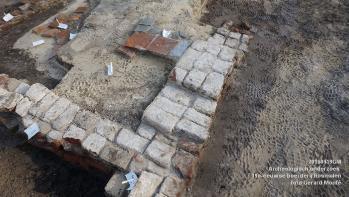 DSC02248- archeologisch onderzoek 19e-eeuws boerderij Rosmalen - 19april2016 - foto GerardMontE web