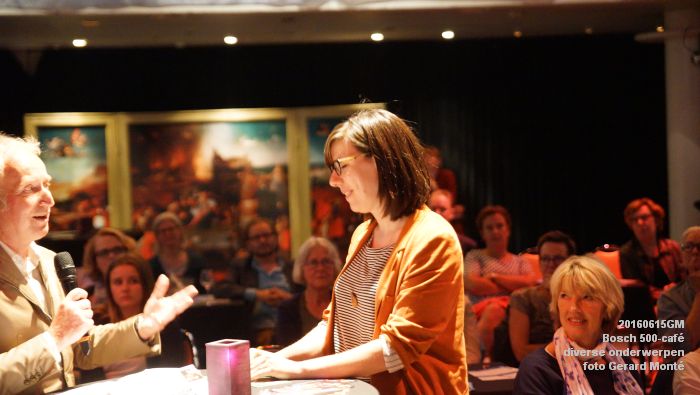 eDSC00362- Bosch 500 cafe - diverse onderwerpen in de Pleinzaal ThadP - 15juni2016 - foto Gerard MontE web