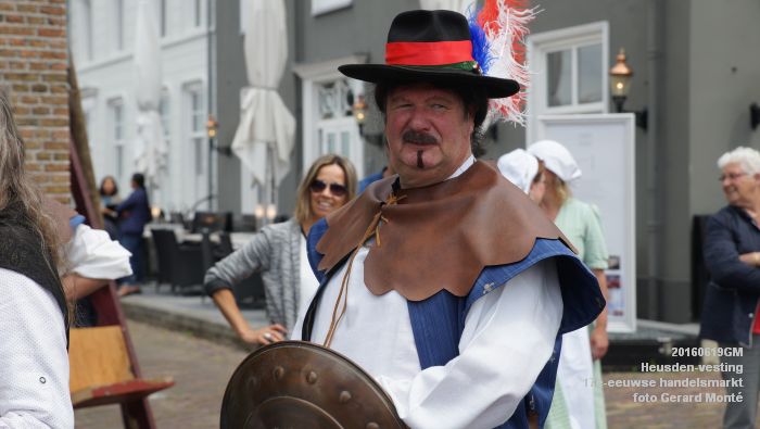 DSC01148- Heusden-vesting - Zeventiende-eeuwse handelsmarkt - 19juni2016 - foto GerardMontE web