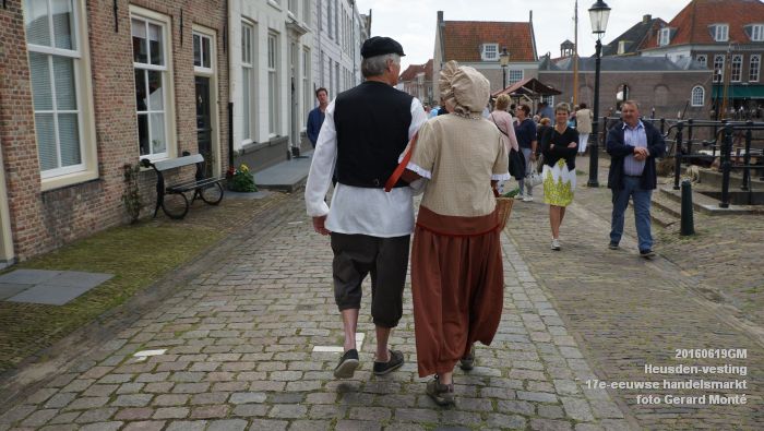 DSC01173- Heusden-vesting - Zeventiende-eeuwse handelsmarkt - 19juni2016 - foto GerardMontE web