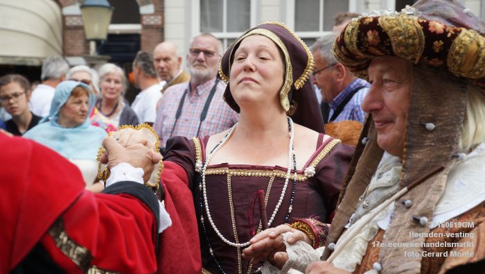 DSC01227- Heusden-vesting - Zeventiende-eeuwse handelsmarkt - 19juni2016 - foto GerardMontE web