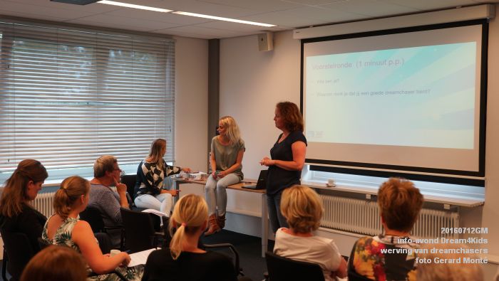 DSC05689- info-avond van Dream4Kids - werving dreamchasers - perron-3- 12juli2016 - foto GerardMontE web