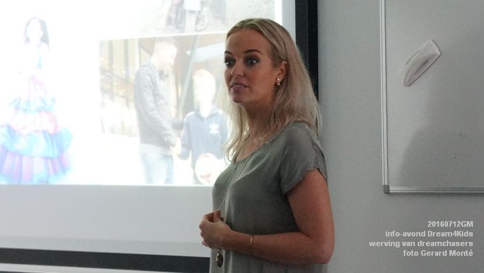 DSC05696- info-avond van Dream4Kids - werving dreamchasers - perron-3- 12juli2016 - foto GerardMontE web