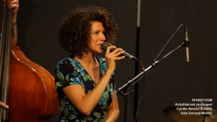 gDSC05806- Azijnfabriek jazzkapel - Cyrille Aimee & band - 12juli2016 - foto GerardMontE web