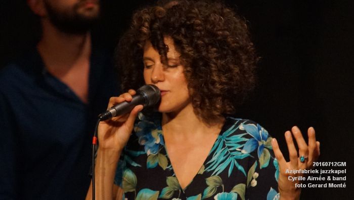 gDSC05850- Azijnfabriek jazzkapel - Cyrille Aimee & band - 12juli2016 - foto GerardMontE web