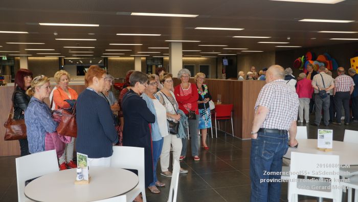 eDSC00235- Zomerschool55+ SaSdenbosch - provinciehuis rondleiding kunst en atoomkelder - 9aug2016 -  foto GerardMontE web