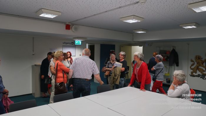 eDSC00353- Zomerschool55+ SaSdenbosch - provinciehuis rondleiding kunst en atoomkelder - 9aug2016 -  foto GerardMontE web
