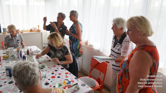 DSC01001- Vicki Brown-huis - zomeractiviteit schilderen  en lunch - 11aug2016 -  foto Gerard MontE-  web