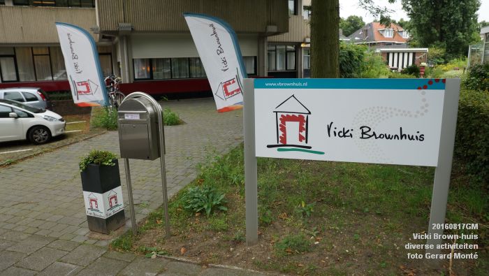 aDSC01009- Vicki Brown-huis aan de Aartshertogenlaan-Graafsweg - 11aug2016 -  foto Gerard MontE-  web