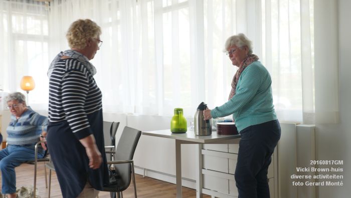 bdDSC05715- Vicki Brown-huis - samen zingen - 2meil2016 -  foto Gerard MontE-  web