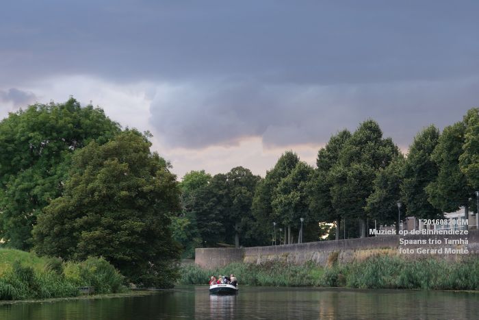 eDSC00111- Muziek op de Binnendieze -  Spaans trio Tamha - 20augustusi2016 -  foto GerardMontE web