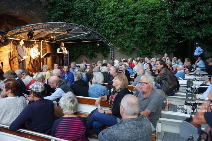 eDSC00117- Muziek op de Binnendieze -  Spaans trio Tamha - 20augustusi2016 -  foto GerardMontE web