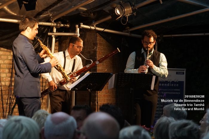 eDSC00131- Muziek op de Binnendieze -  Spaans trio Tamha - 20augustusi2016 -  foto GerardMontE web