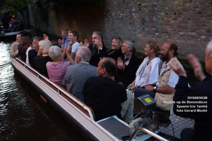 eDSC00163- Muziek op de Binnendieze -  Spaans trio Tamha - 20augustusi2016 -  foto GerardMontE web
