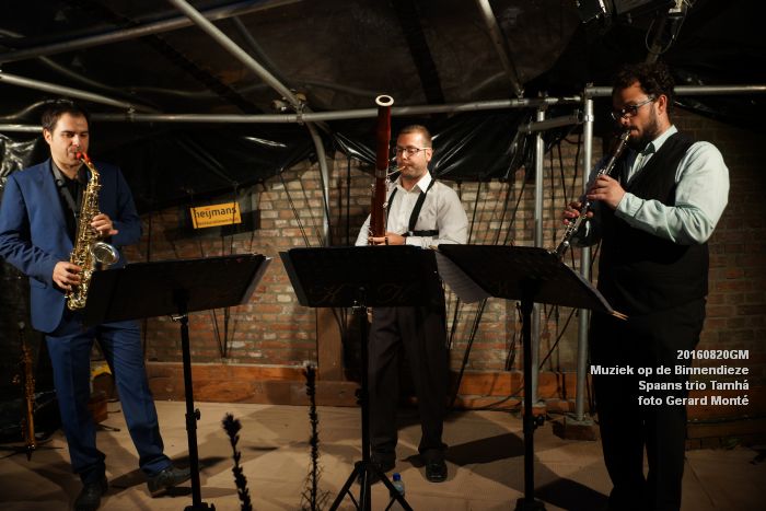 eDSC00169- Muziek op de Binnendieze -  Spaans trio Tamha - 20augustusi2016 -  foto GerardMontE web
