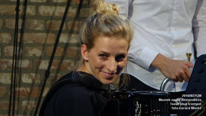 fDSC08209- Muziek op de Binnendieze -  Toeac plus trompet - 27augustusi2016 -  foto GerardMontE web