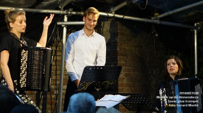 fDSC08248- Muziek op de Binnendieze -  Toeac plus trompet - 27augustusi2016 -  foto GerardMontE web