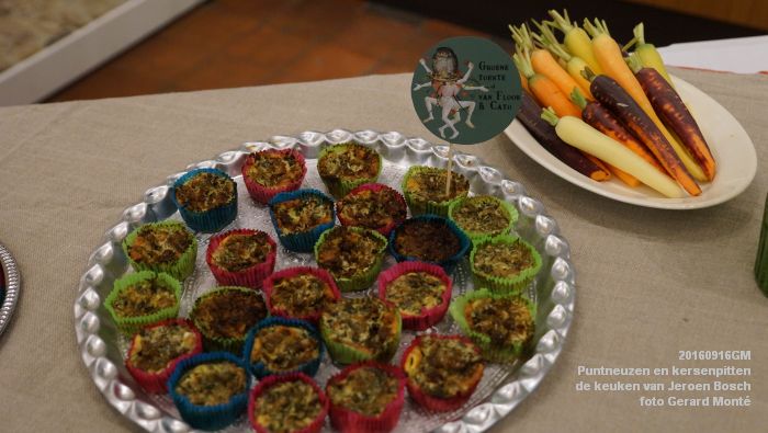 DSC04021- Puntneuzen en kersenpitten - verhalen en recepten uit de keuken van Jeroen Bosch - 16september2016 -  foto GerardMontE web
