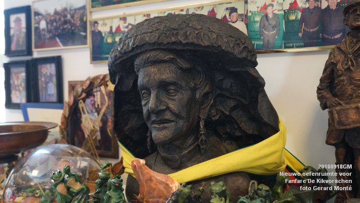 DSC00282- Nieuwe oefenruimte voor de Komische Folkloristische Fanfare De Kikvorschen 28-8 - 18september2016 -  foto GerardMontE web