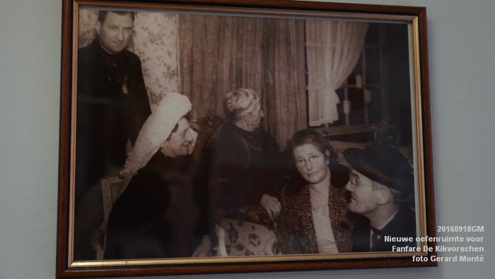 DSC00306- Nieuwe oefenruimte voor de Komische Folkloristische Fanfare De Kikvorschen 28-8 - 18september2016 -  foto GerardMontE web