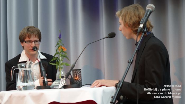DSC08618- Koffie bij de piano - Lions club - Atrium van de Muzerije - 2oktober2016 -  foto GerardMontE web
