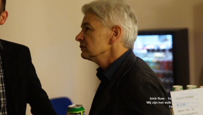 DSC07698-  Ruw - Tegenlicht meet-up over Wij zijn het volk Pegida in Duitsland - 4oktober2016 -  foto GerardMontE web