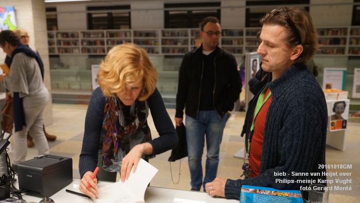 eDSC00445- -bieb R Maand Geschiedenis - Sanne van Heijst - Philips-meisje Kamp Vught -18oktober2016 - foto Gerard MontE web