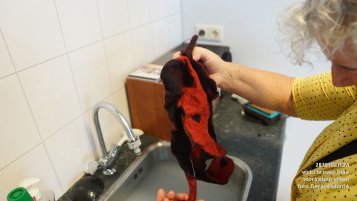 eDSC02059- vicki brown-huis - workshop vilten - 27oktober2016 - foto GerardMontE web