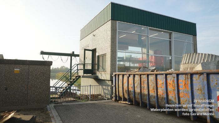 DSC01478- Heusden - praktijkproef bioraffinage - Waterplanten worden duurzame -grond-stoffen.- 26oktober2016 - foto GerardMontE web