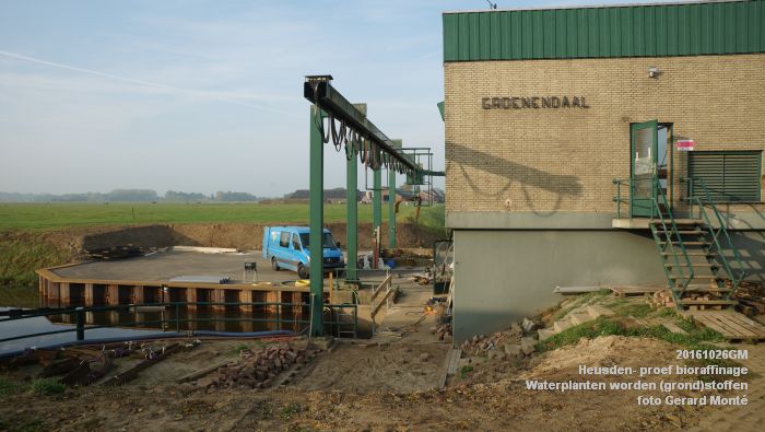 DSC01479- Heusden - praktijkproef bioraffinage - Waterplanten worden duurzame -grond-stoffen.- 26oktober2016 - foto GerardMontE web