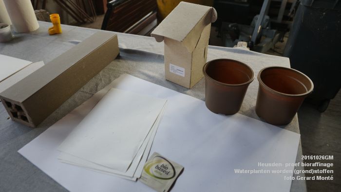 DSC01484- Heusden - praktijkproef bioraffinage - Waterplanten worden duurzame -grond-stoffen.- 26oktober2016 - foto GerardMontE web