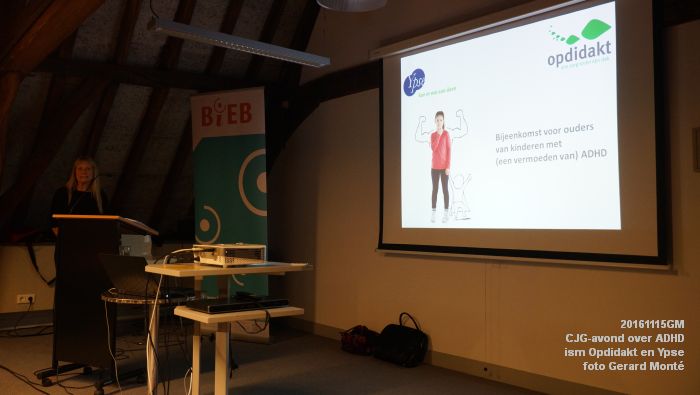 DSC04679- bieb bovenkamer CJG-avond over ADHD ism Opdidakt en Ypse - 14november2016 - foto GerardMontE web