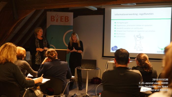 DSC04696- bieb bovenkamer CJG-avond over ADHD ism Opdidakt en Ypse - 14november2016 - foto GerardMontE web