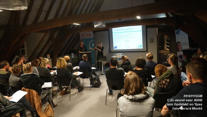 DSC04698- bieb bovenkamer CJG-avond over ADHD ism Opdidakt en Ypse - 14november2016 - foto GerardMontE web