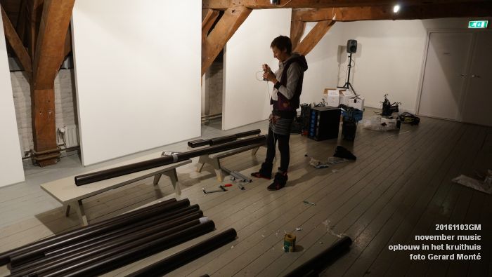 DSC02942- november music - opbouw in het kruithuis - 3november2016 - foto GerardMontE web
