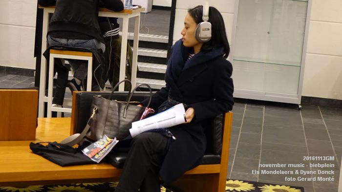 DSC09164- november music biebplein - Els Mondelaers en  Dyane Donck - 13november2016 - foto GerardMontE web