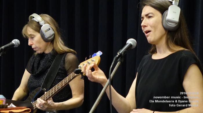 DSC09183- november music biebplein - Els Mondelaers en  Dyane Donck - 13november2016 - foto GerardMontE web
