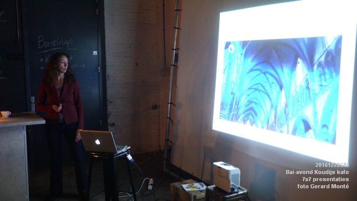 eDSC03936- Bai-avond Koudijs kafe - 7x7 presentaties - 20december2016 - foto GerardMontE web