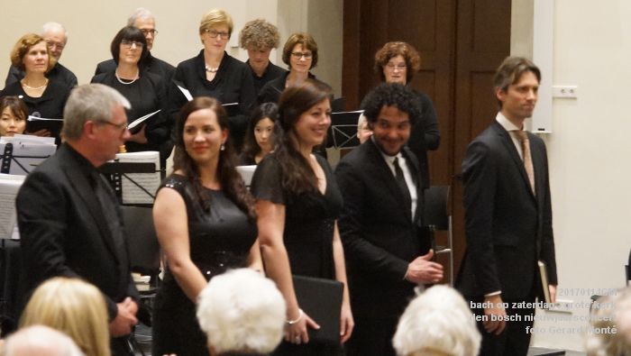 DSC06875- bach op zaterdag - grote kerk kerkpleintje den bosch nieuwjaarsconcert - 14januari2017 - foto GerardMontE web