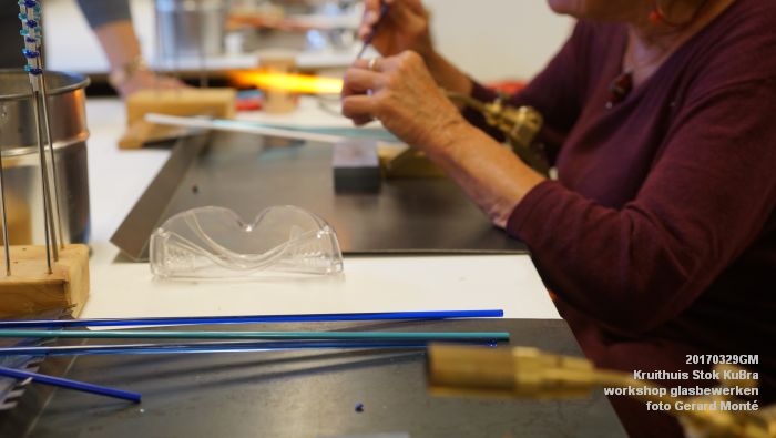 eDSC00337- kruithuis Stok KuBra - workshop glasbewerken - 29maart2017 - foto GerardMontE web