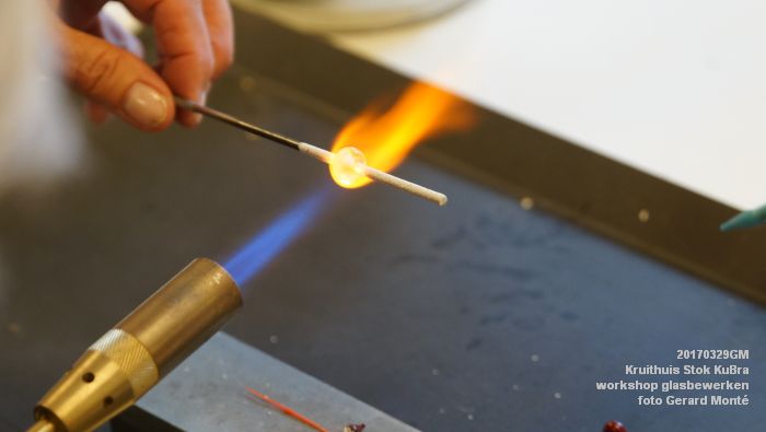 eDSC00375- kruithuis Stok KuBra - workshop glasbewerken - 29maart2017 - foto GerardMontE web