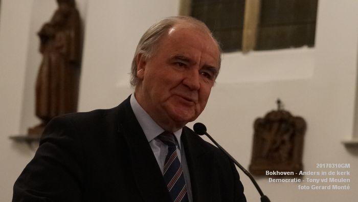 DSC08509- Bokhoven - Anders in de kerk - jaarthema Democratie - lezing Tony van der Meulen - 10maart2017 - foto GerardMontE  web