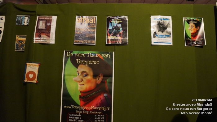 DSC01574-DSC01576- theatergroep MaandaG - De zere neus van Bergerac  - 7april2017 - foto GerardMontE web