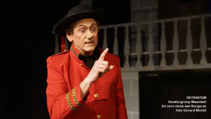 DSC01600- theatergroep MaandaG - De zere neus van Bergerac  - 7april2017 - foto GerardMontE web
