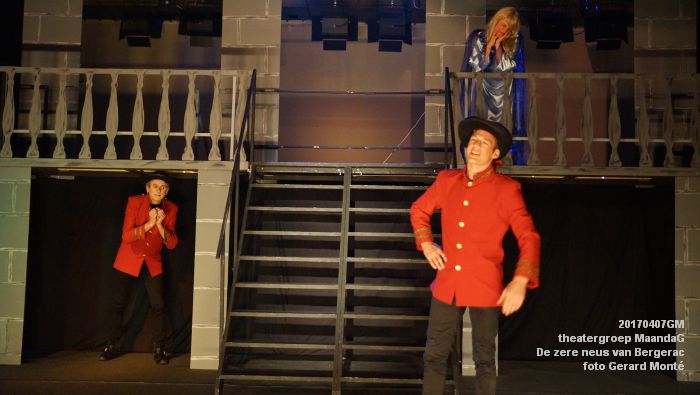 DSC01712- theatergroep MaandaG - De zere neus van Bergerac  - 7april2017 - foto GerardMontE web