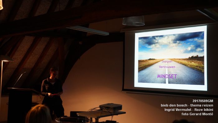 DSC07004- bieb den bosch - maand van het reizen - Ingrid Vermulst - Roze bikini - 9mei2017 - foto GerardMontE web