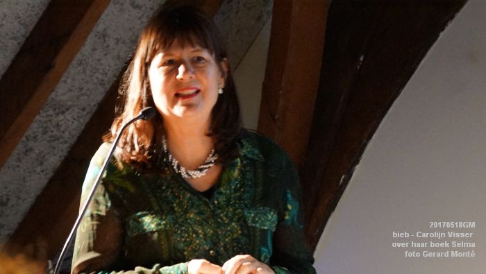 DSC08000-DSC08519- bieb - Carolijn Visser over haar boek Selma - 18mei2017 - foto GerardMontE web