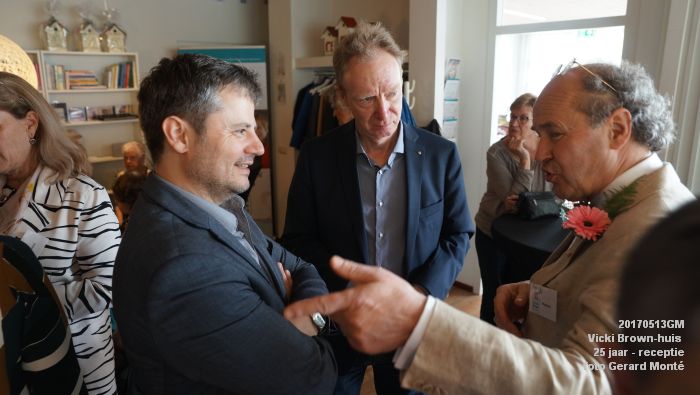 DSC07342- Jubileumviering van het 25-jarig Vicki Brown-huis - receptie - 13mei2017 - foto GerardMontE web DSC07342- Jubileumviering van het 25-jarig Vicki Brown-huis - receptie - 13mei2017 - foto GerardMontE web