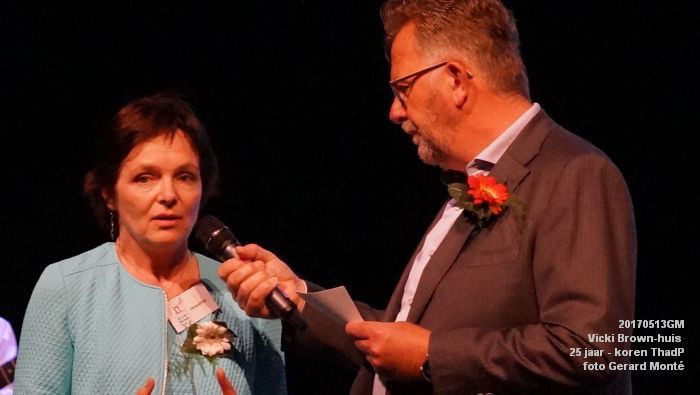 DSC07555- Jubileumviering van het 25-jarig Vicki Brown-huis - koren ThadP - 13mei2017 - foto GerardMontE web DSC07555- Jubileumviering van het 25-jarig Vicki Brown-huis - koren ThadP - 13mei2017 - foto GerardMontE web