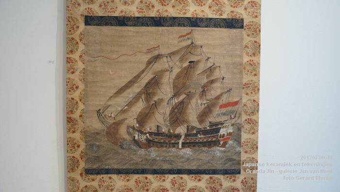 DSC00533- Oranda Jin - keramiek en tekeningen van Japanse schilders - in galerie Jan van Hoof - 30juli2017 - foto GerardMontE web